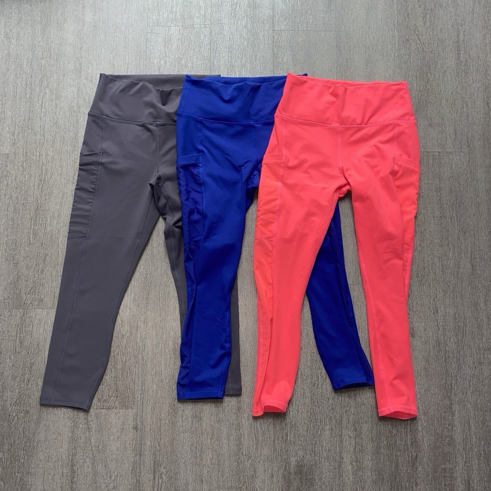 Fabletics Small Mila High Waisted Capri Leggings With Mesh Pockets Bundle 1476